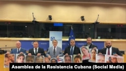 Algunos participantes en el foro ECR-Eurolat. (Foto: Frente Hemisférico por la Libertad)