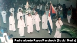 Procesión de la Virgen de la Caridad, en Esmeralda, Camagüey. (Foto: Padre Alberto Reyes/Facebook)