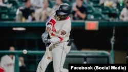 Yanquiel Fernández, de los Colorado Rockies. (Foto de perfil de Facebook)