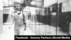 El poeta Amaury Pacheco.