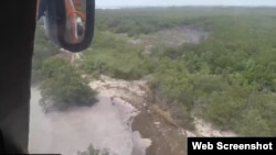 Captura de video de la Guardia Costera sobre la operación de búsqueda y rescate de los balseros cubanos. (USCG)