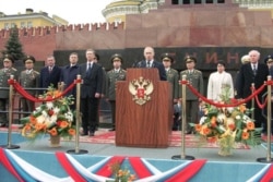 Desfile Día de la Victoria en Rusia en el 2001