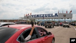 Venezuela Colombia Bridge