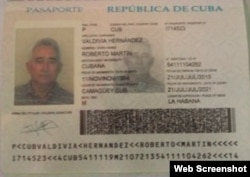 Carnet de identidad, Roberto Valdivia.