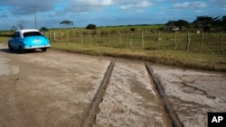 Foto Archivo. Una carretera en Camagüey. En el poblado de Minas, de esa provincia fue asesinado el menor Edgar Aliesky Martínez Torres.