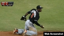 Adeiny Hechavarría, Miami Marlins 2015.