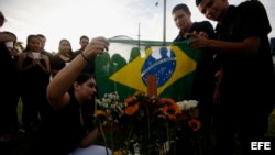 Homenaje en Managua a estudiante brasileña asesinada