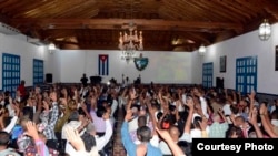 Asamblea Municipal de Santiago de Cuba, que eligió a Raúl Castro.