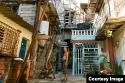 Un solar de Centro Habana (Blog de Iván García).