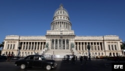 Reparaciones en el Capitolio de La Habana.