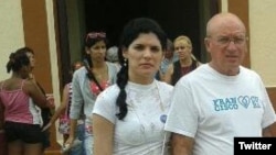 Saily Navarro y su padre Félix Navarro (Foto Archivo)