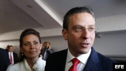 El gobernador de Puerto Rico, Alejandro García Padilla, y su esposa Wilma Pastrana.