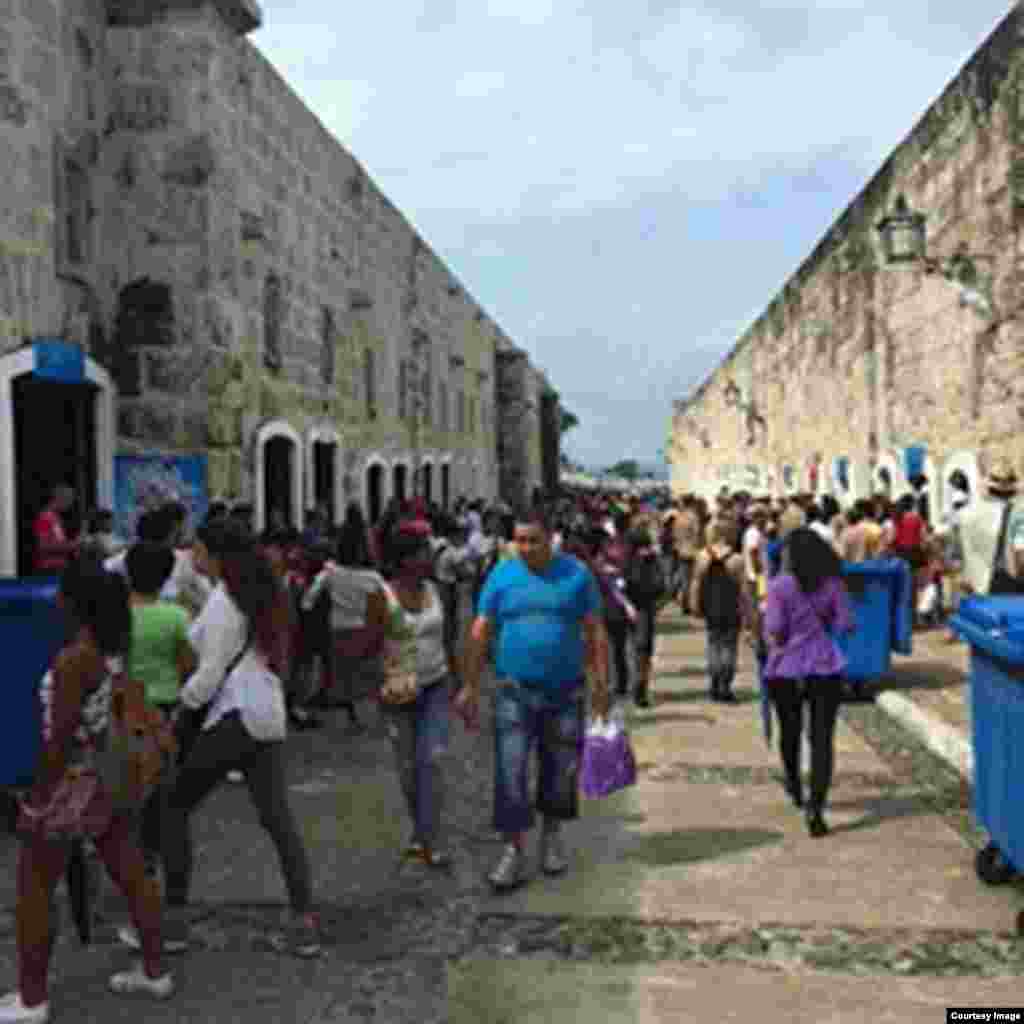 Feria del Libro de La Habana. Foto Cortesía de Iván García.