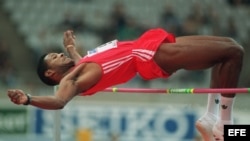 El plusmarquista mundial de salto de altura Javier Sotomayor.