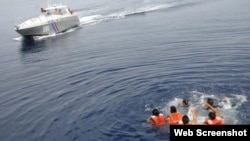 Una embarcación de las Tropas Guardafronteras cubanas rescataron a 21 personas a bordo de una lancha rápida procedente de EEUU. (Foto/Archivo)