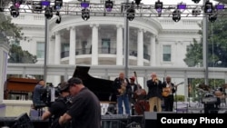 Chucho Valdés al piano y Paquito D'Rivera en el saxo en un ensayo del concierto de jazz en la Casa Blanca (FB D'Rivera)