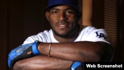 El jardinero derecho de los Dodgers, Yasiel Puig.