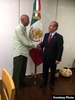 Guillermo Fariñas fue recibido por Felipe Calderón, ex presidente de México.