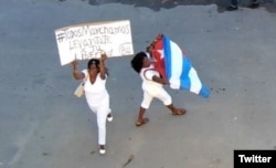 Damas de Blanco marchan en La Habana por la libertad.