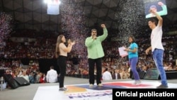 Maduro en el acto de campaña. 