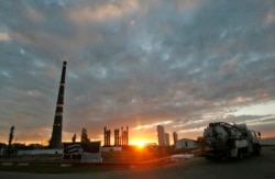 Refinería de petróleo en Cienfuegos. REUTERS/Claudia Daut