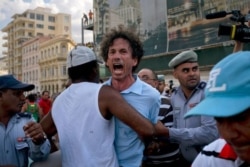 Boris González Arenas, periodista independiente y colaborador de Diario de Cuba, fue arrestado durante la Marcha del Orgullo LGBT el 11 de mayo, en La Habana.