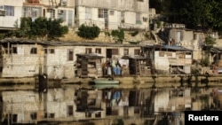 Peligro inminente sobre ocho familias en Centro Habana