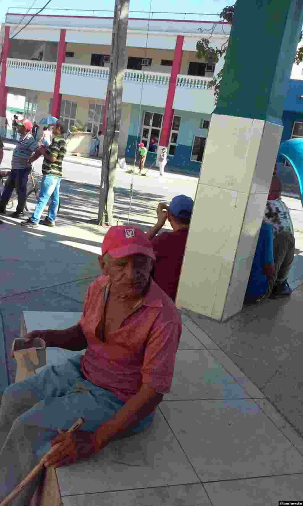 Ancianos en Cuba