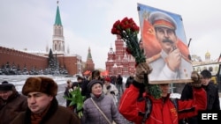 RUSIA CONMEMORA EL 65º ANIVERSARIO DE LA MUERTE DE STALIN