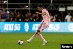 Busquets en su partido inaugural para el Inter Miami. REUTERS/Marco Bello