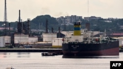 La refinería Ñico López, en La Habana. (Yamil Lage/AFP)