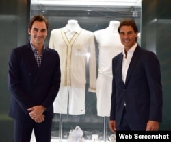 Roger Federer (i) y Rafael Nadal (d). Foto tomada del Twitter de Federer.