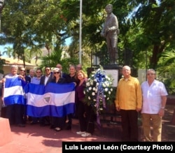 Homenaje a Tony Izquierdo en la Pequeña Habana.