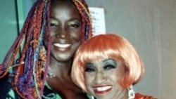 Lucrecia junto a Celia Cruz, con quien sostuvo una profunda amistad.