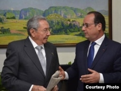 Raúl Castro se reunirá el lunes en el Palacio del Elíseo con el presidente francés, Francois Hollande.