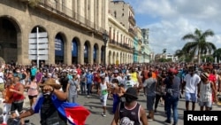 Manifestación pacífica contra el régimen comunista frente al Capitolio Nacional de Cuba el pasado 11 de julio.