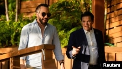 Marco Rubio se reúne con el Presidente de El Salvador, Nayib Bukele, en su residencia en el Lago Coatepeque, El Salvador, el lunes 3 de febrero de 2025. (Mark Schiefelbein, REUTERS)