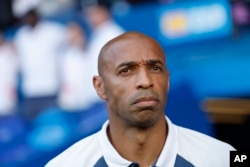 Thierry Henry, seleccionador de Francia, durante los Juegos Olímpicos de Verano de 2024 (AP Foto/Aurelien Morissard)