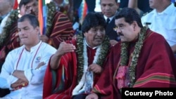 Correa, Evo y Maduro en la conferencia sobre cambio climático de Tiquipaya.