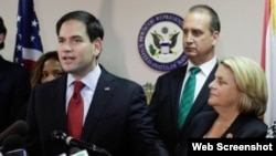 El senador Marco Rubio y los congresistas Ileana Ros-Lehtinen y Mario Díaz Balart. Archivo.