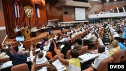 Asamblea Nacional del Poder Popular durante una sesión en el Palacio de Convenciones de la Habana.