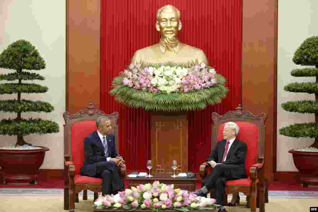 Barack Obama visita Vietnam