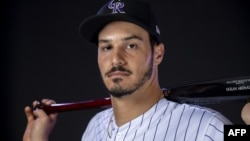 El cubanoamericano Nolan Arenado pactó una extensión de contrato con los Rockies de Colorado por $260 millones y ocho años.