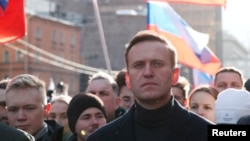 Alexei Navalny en una protesta en Moscú. Foto Archivo REUTERS/Shamil Zhumatov/File Photo