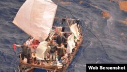 Este miércoles las embarcaciones realizaron la regata "Copa Castillo del Morro" en aguas del litoral de La Habana, con salida desde la desembocadura del río Almendares hasta la bahía de la capital cubana.