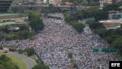 Vista general de la multitudinaria manifestación "Toma de Venezuela".