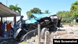 Accidente ocurrido en Los Limpios, Sancti Spiritus, en la mañana de este sábado.