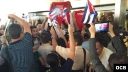 Oficialistas cubanos sabotean foro paralelo de la Sociedad Civil en la Cumbre de Las Américas, celebrada en Panamá en abril de 2015. Foto Amado Gil/ Radio Martí